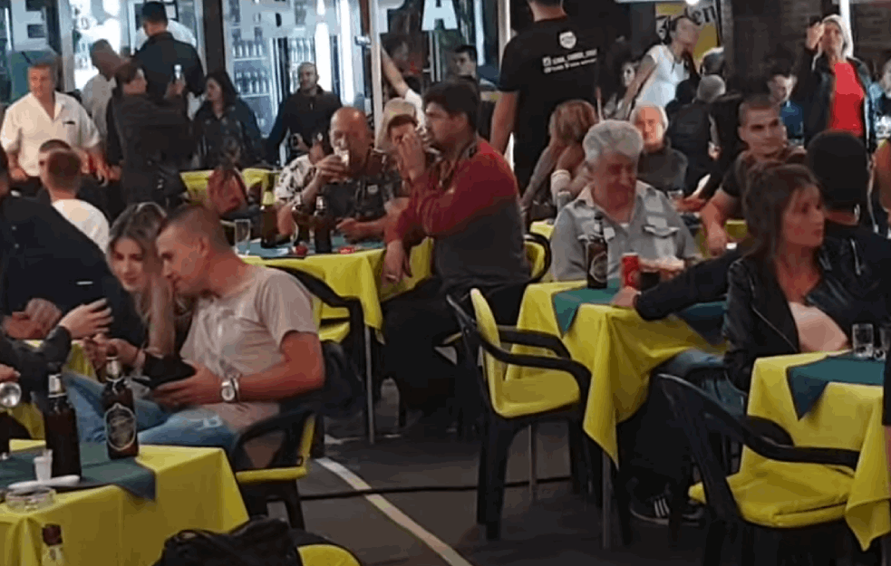 Zbog PERFIDNOG KRŠENJA EPIDEMIOLOŠKIH MERA tokom neformalne Kupusijade KAŽNJENI ugostitelji u <span style='color:red;'><b>Mrčajevci</b></span>ma (VIDEO)